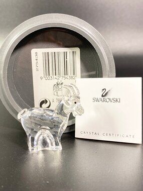 The Swarovski Crystal 2005 Zodiac Goat Figurine 275438 Capricorn